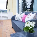Hoeri-nest Seeblick-appartement Апартаменты *
