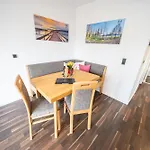Hoeri-nest Seeblick-appartement Гайнхофен